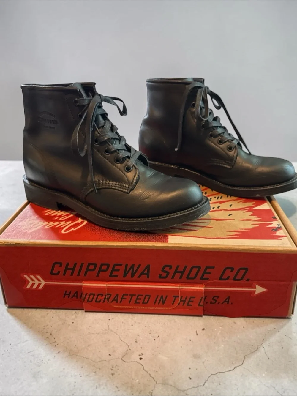 Chippewa Men's Black Leather Lace-Up Boots 7.5 D/Womans 9D
